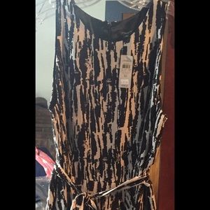 COPY - Black and Gray sleeveless dress from Ann T…